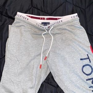 Tommy Hilfiger joggers